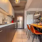 Boutique Тирос